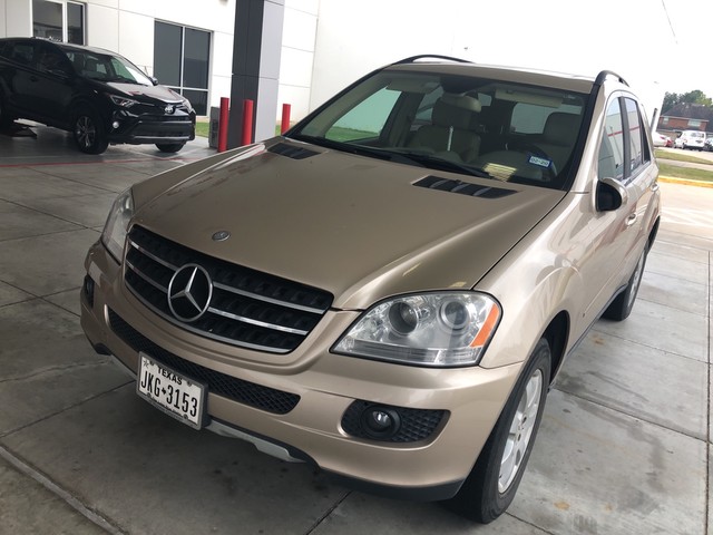 Pre Owned 2007 Mercedes Benz M Class 35l Four Wheel Drive Suv Offsite Location